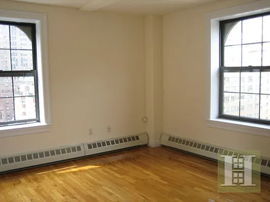 Rented by Halstead Real Estate | media 10