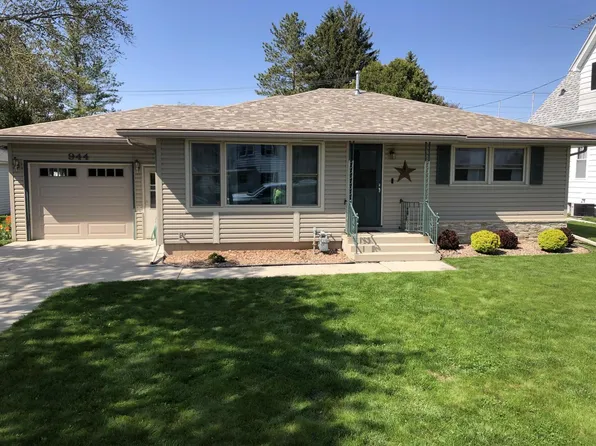 944 Fond Du Lac Avenue, Sheboygan Falls, WI 53085