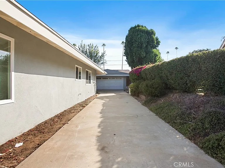 1185 La Subida Ct — Photo 26