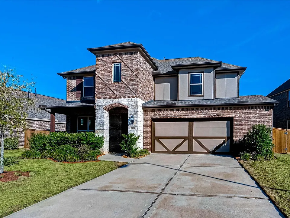 23514 San Ricci Ct