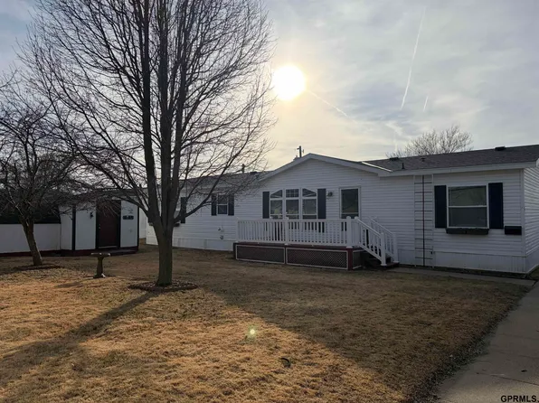 3101 Washington St Trailer 73, Bellevue, NE 68005