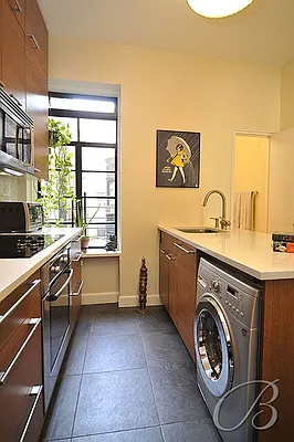 Sold by Bellmarc Realty | media 1