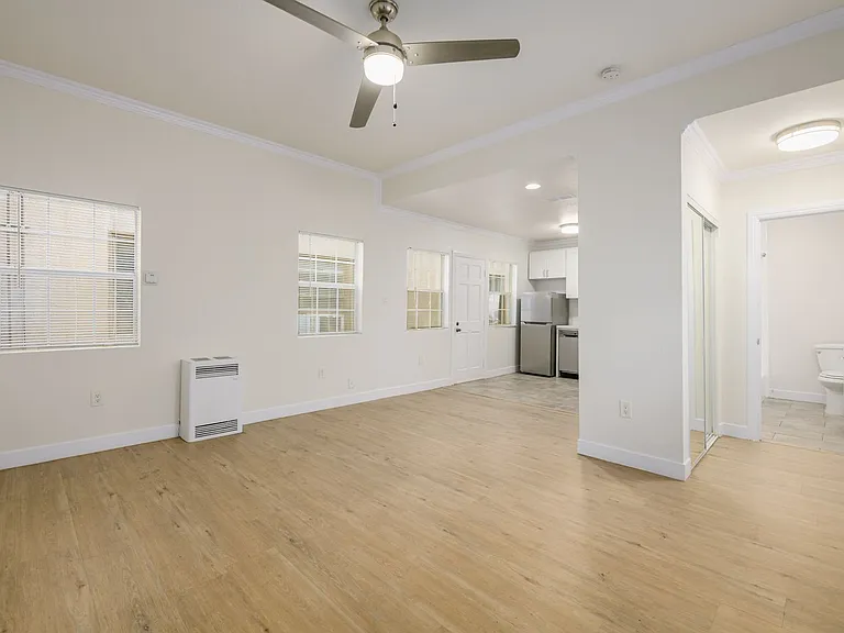 1234 N. Berendo — Photo 24