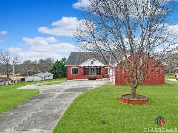 552 Stratford Parkway, Winder, GA 30680