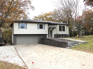 804 S Tree Dr, Jefferson City, MO 65101