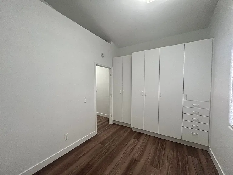 3816 Waynesvill St — Photo 52