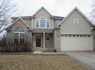 2504 McDuffee Cir, North Aurora, IL 60542