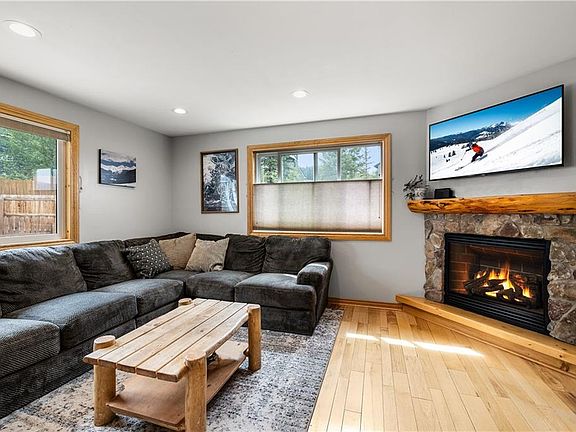 2nd image of 495 Meadow Wood Cir
