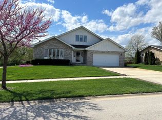 19232 116th Ave, Mokena, IL 60448