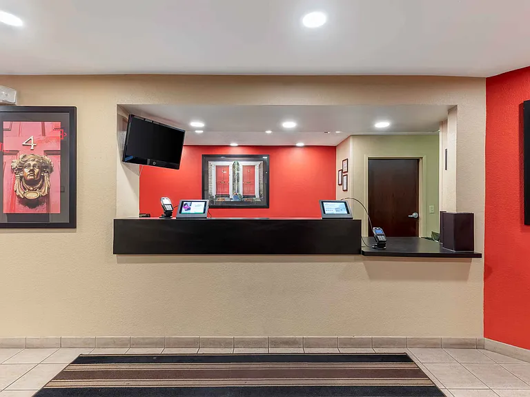 Lobby and Guest Check-in