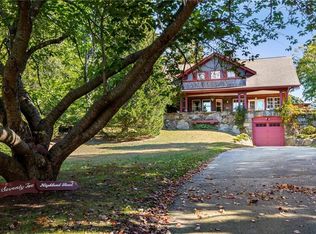 72 Highland Rd, Bristol, RI 02809