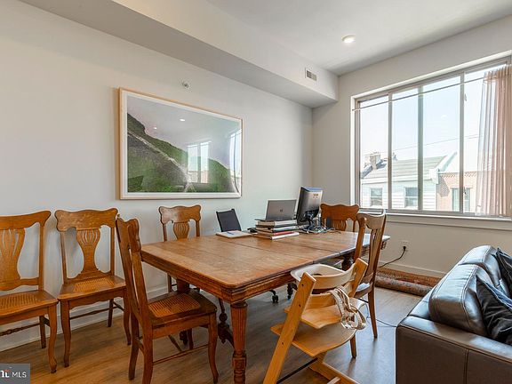 5th image of 630-34 Federal St #202