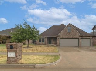 16412 Old Oak Dr, Edmond, OK 73013