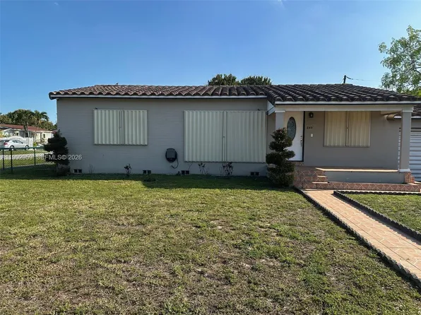 260 W 56th St, Hialeah, FL 33012