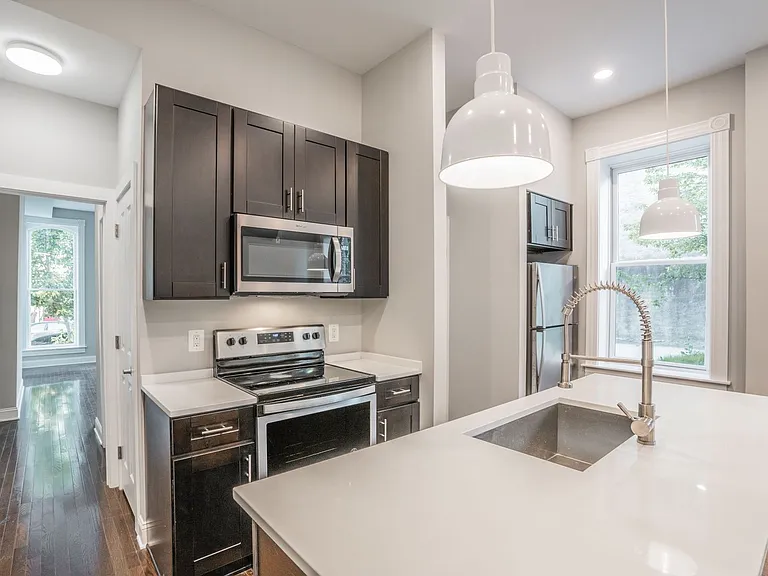 310 E Lanvale St — Photo 21