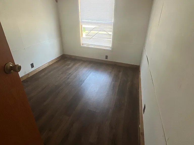 159 Robinson Rd — Photo 2