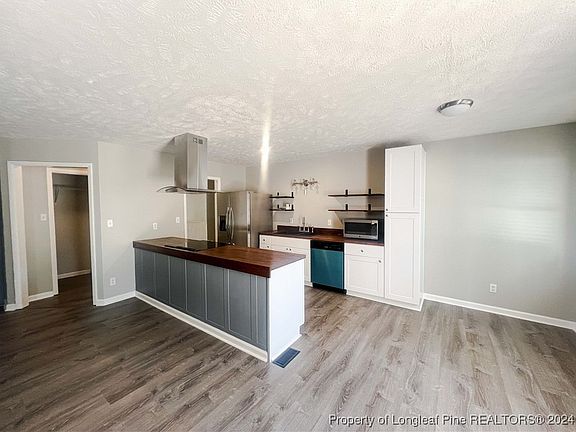 5th image of 6970 Bostick Dr