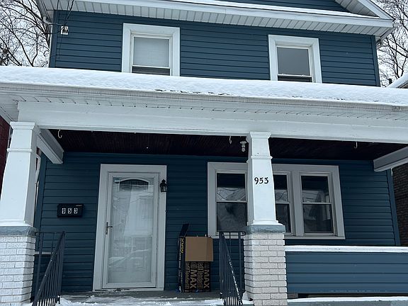 4th image of 953 W 31st St