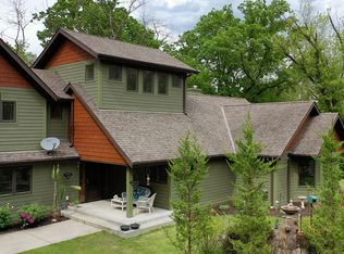 10802 N Cedarburg Rd, Mequon, WI 53092