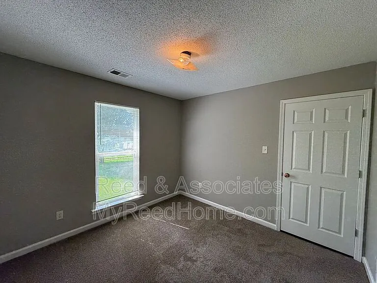 5066 Delaney Valley Ln — Photo 9