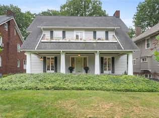 2910 Edgehill Rd, Cleveland Heights, OH 44118