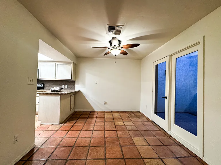 1465 E Laguna Pl #11 — Photo 5
