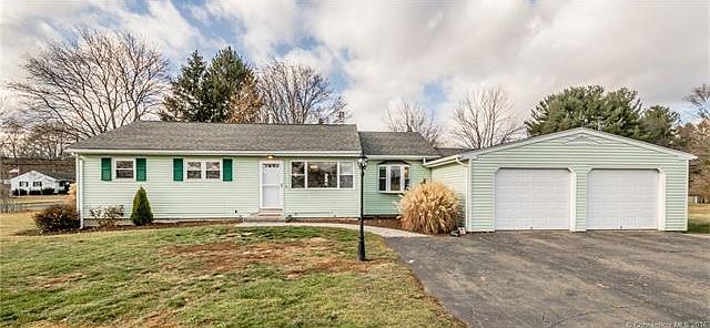 1st image of 5 Penfield Dr