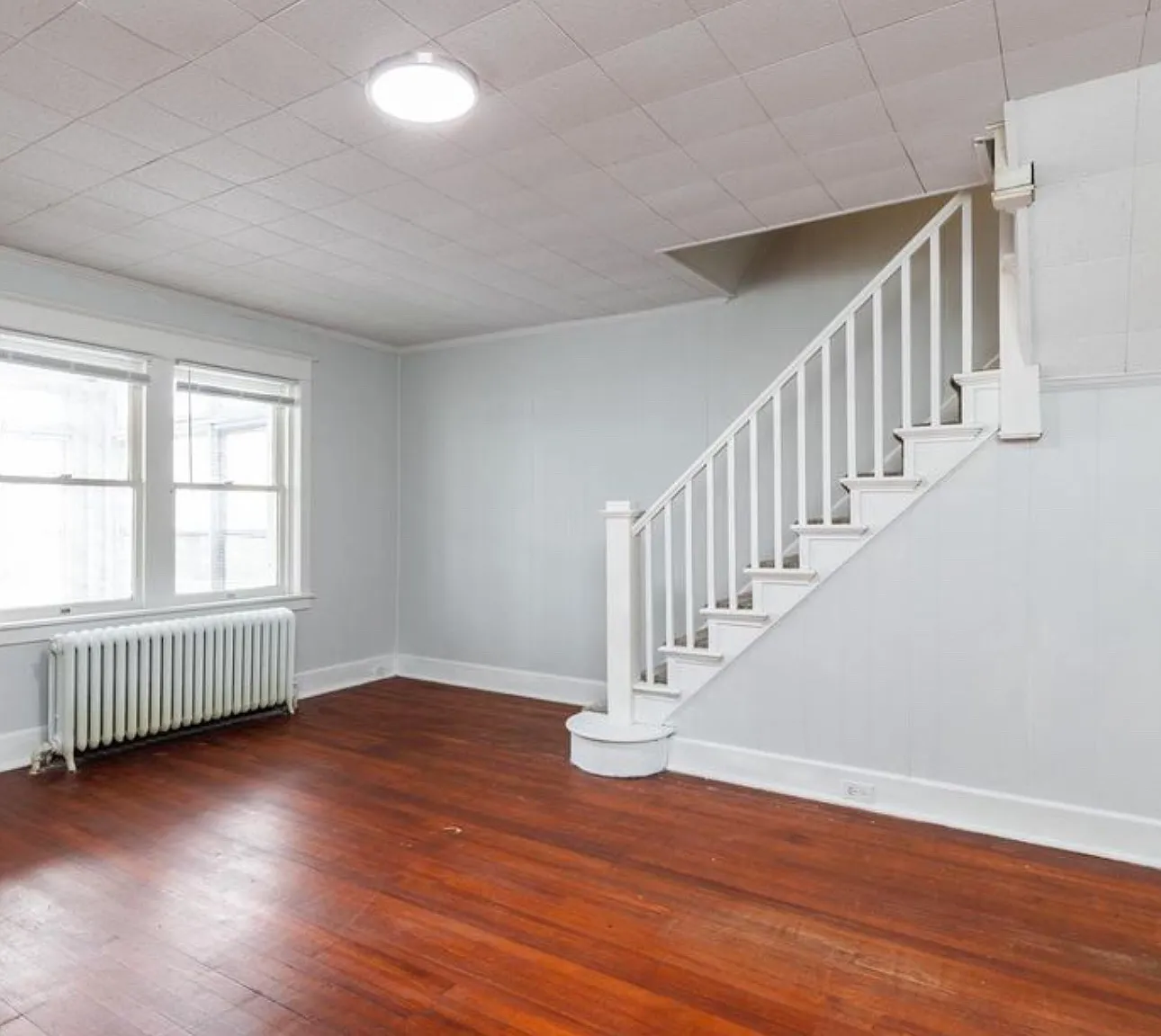 3 bed, 1.5 bath, 1075 sqft, $1,950 — Photo 3