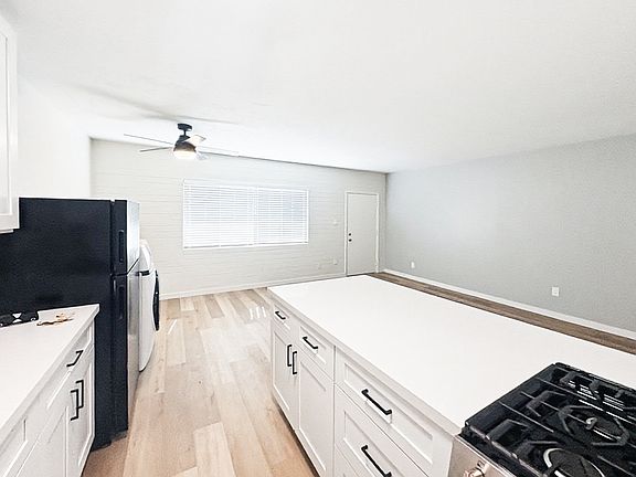 2nd image of 25 E Eva St APT 15