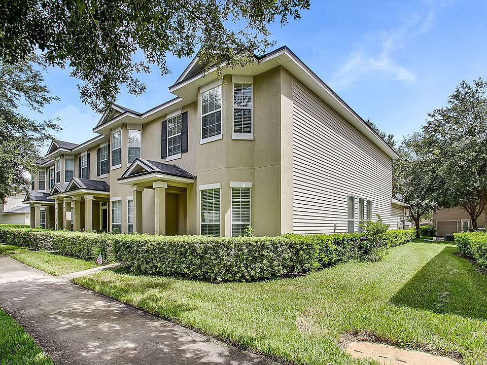 1st image of 327 Pecan Grove Dr