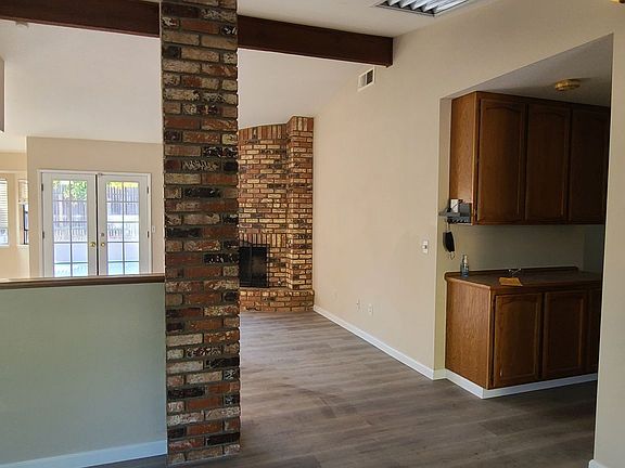5th image of 2294 Americana Dr