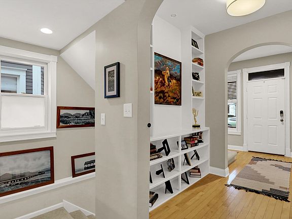 2nd image of 1442 Central Ave