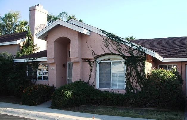 1st image of 1105 E Villa Theresa Dr