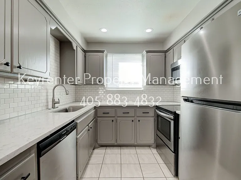 429 Belmont Dr — Photo 15
