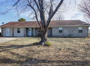 27449 E 705th Rd, Wagoner, OK 74467