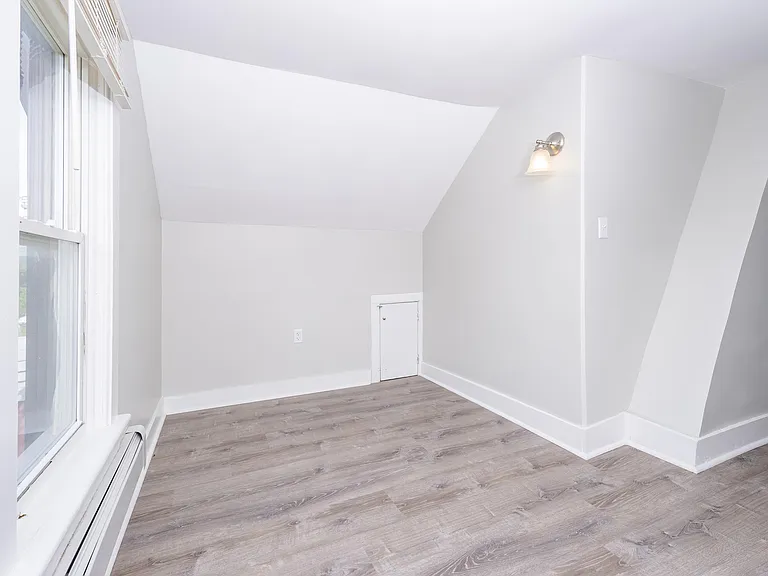 338 Saratoga St #2 — Photo 22