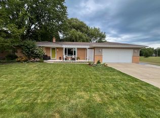 4535 Saint Clair St, Racine, WI 53402