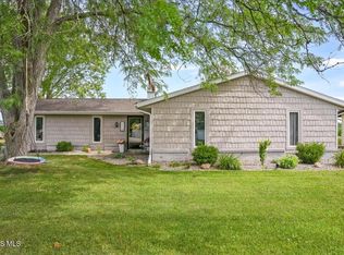 215 Indiana Dr, Bryan, OH 43506