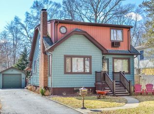 39 Madison St, Pequannock, NJ 07440