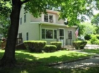 8 Sanborn St, Dudley, MA 01571