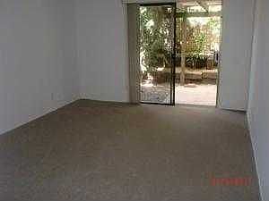4th image of 12628 Oxford Dr