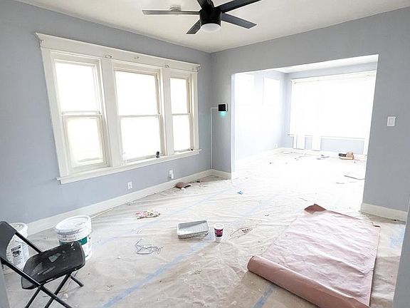 2nd image of 7611 S Eberhart Ave