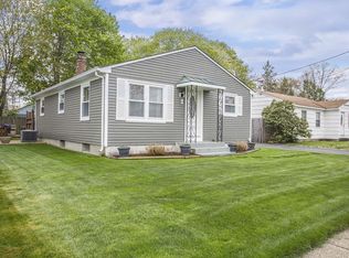 41 Martha Rd, Rumford, RI 02916