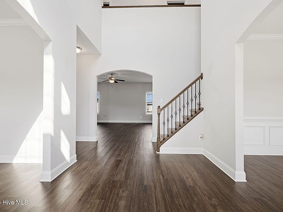 3rd image of 508 Seashore Street
