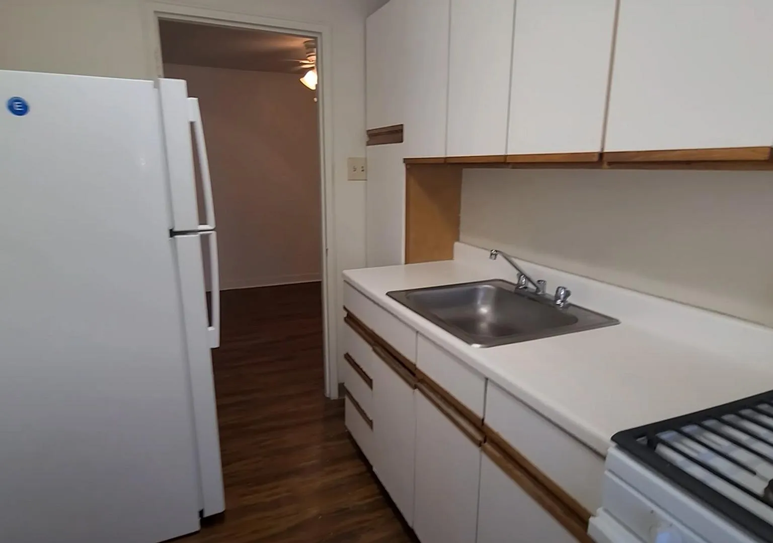 1 bed, 500 sqft, $950 — Photo 3