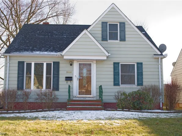 30008 Mildred St, Willowick, OH 44095