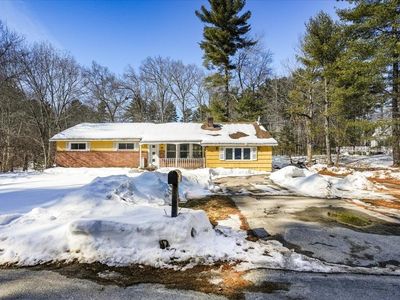 6 Hemlock Drive, Pelham, NH, 03076