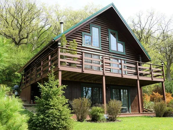 W9120 Sawmill Rd, Blanchardville, WI 53516
