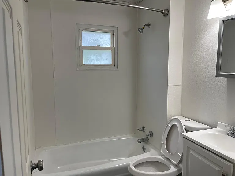 223 Floral Ave #1 — Photo 1