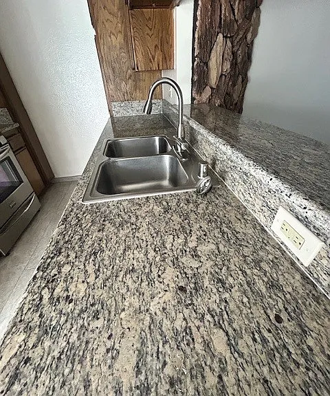 9715 Charnock Ave #108 — Photo 10